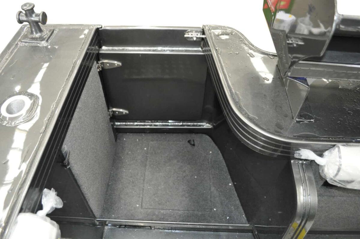 690 Quintrex Trident Hard Top - 2025 - Image 5