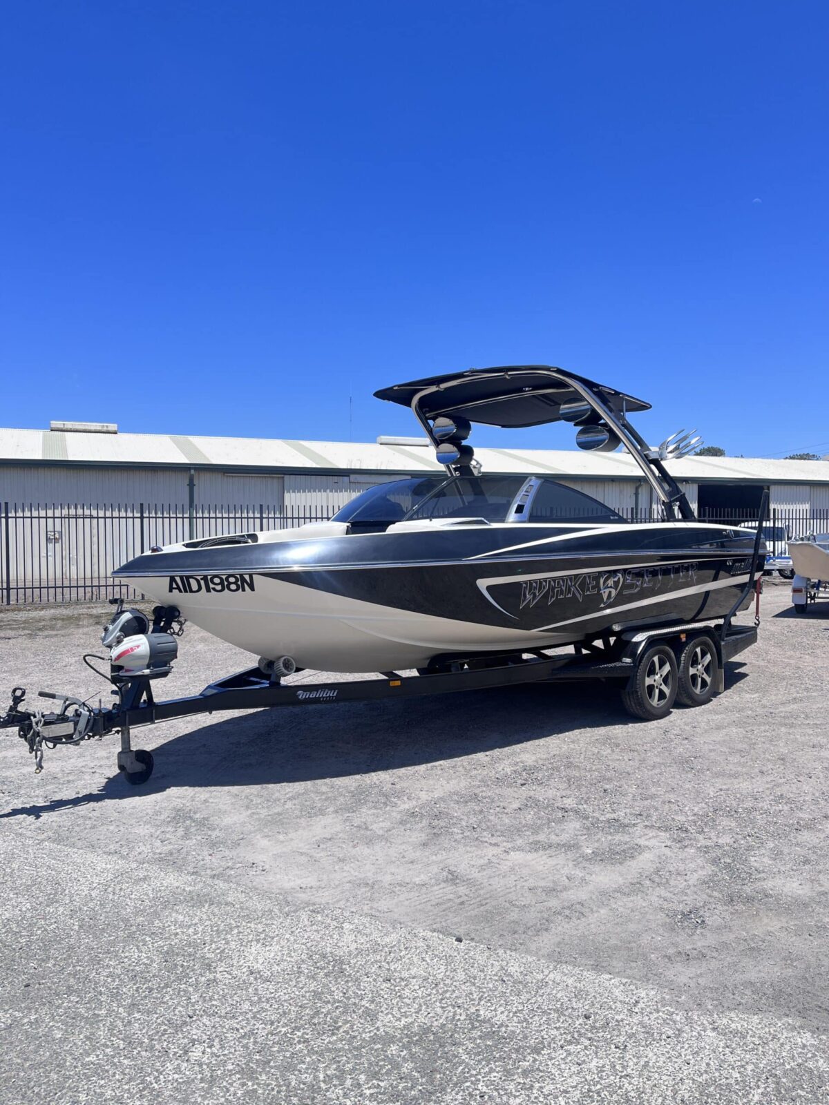 21 Malibu WakeSetter VLX - 2010