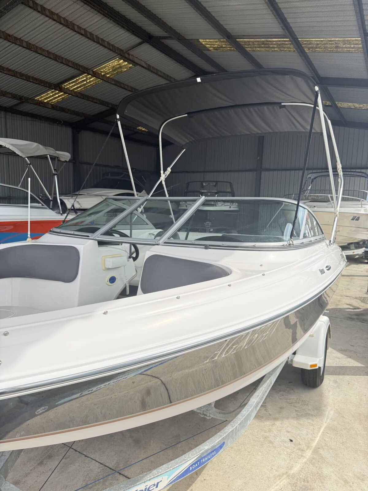 H180 Four Winns - 2011