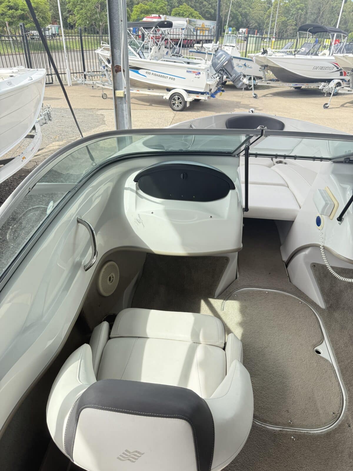 H180 Four Winns - 2011