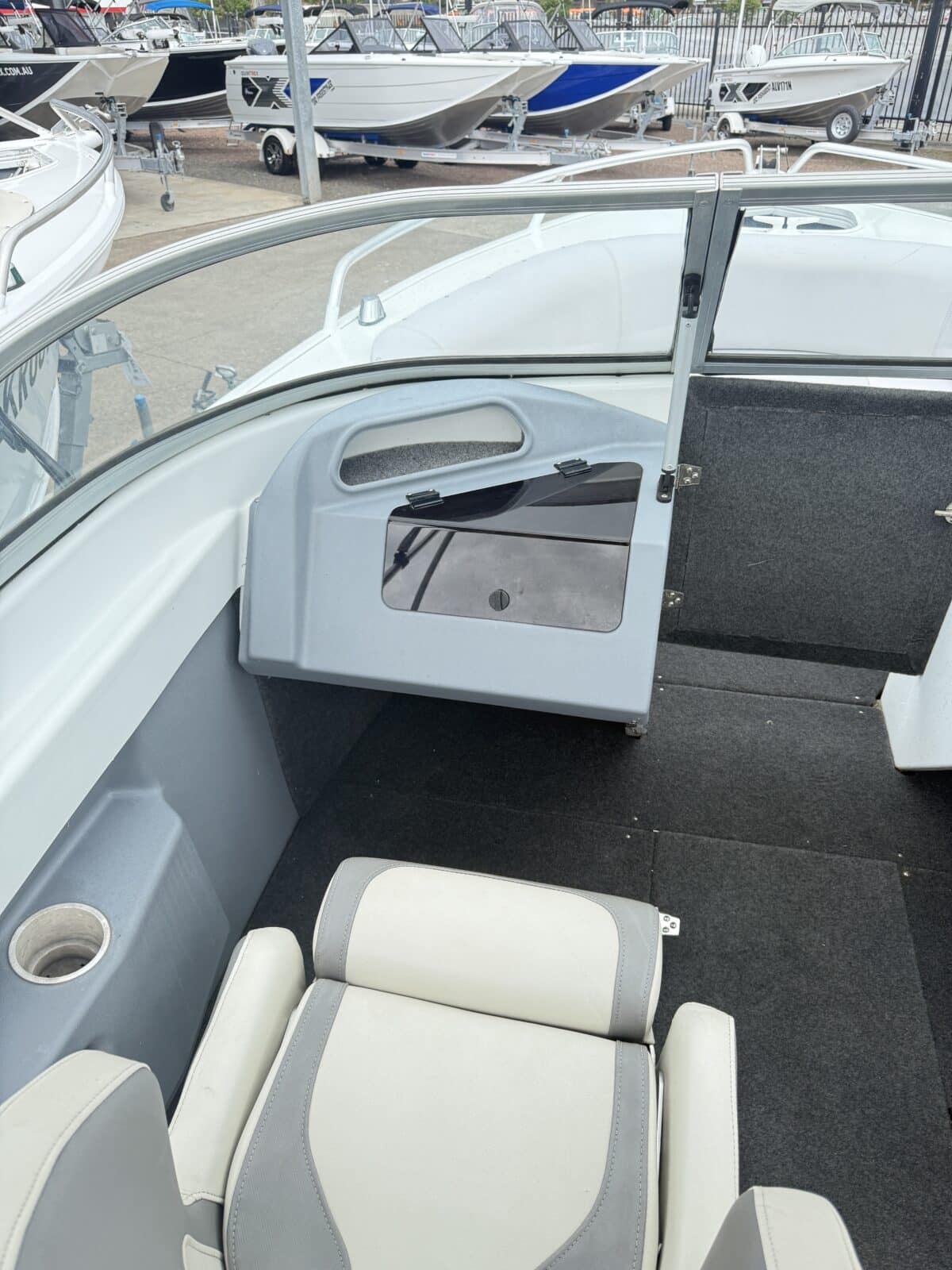 Quintrex 490 Cruiseabout - 2014