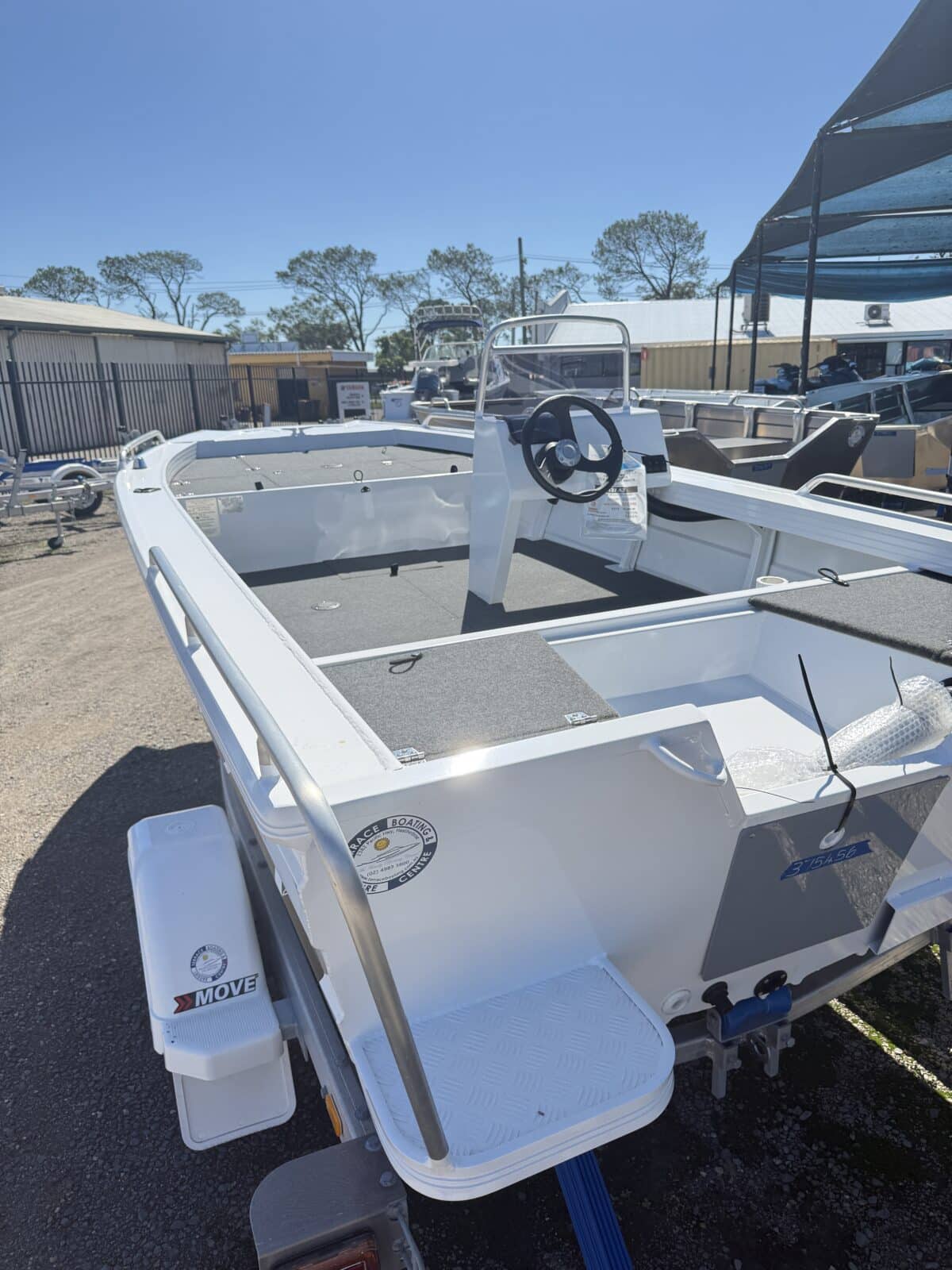 Quintrex 420 Explorer Trophy - 2024