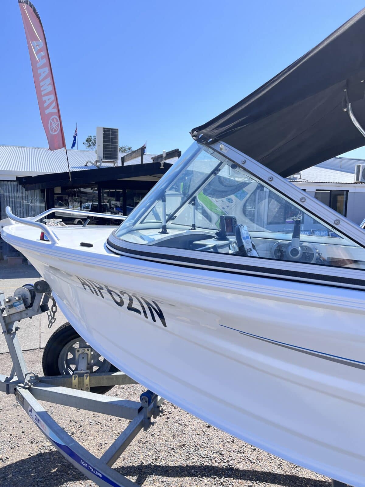 Quintrex 430 Fishabout - 2016