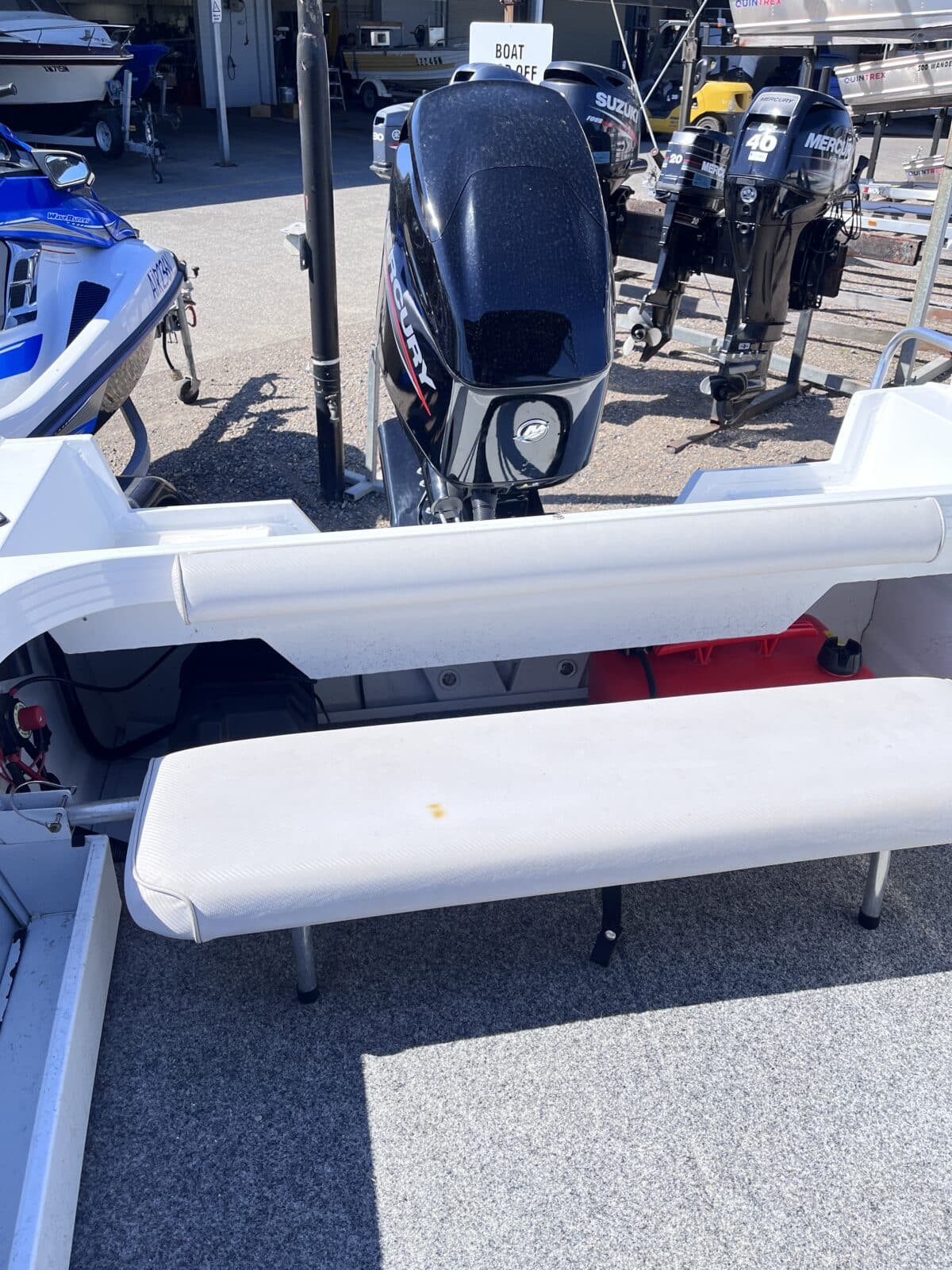 Quintrex 430 Fishabout - 2016