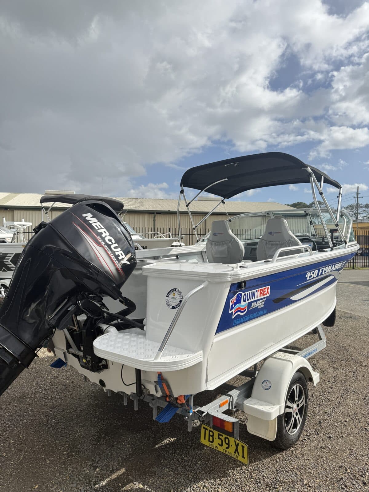450 Quintrex Fishabout - 2014