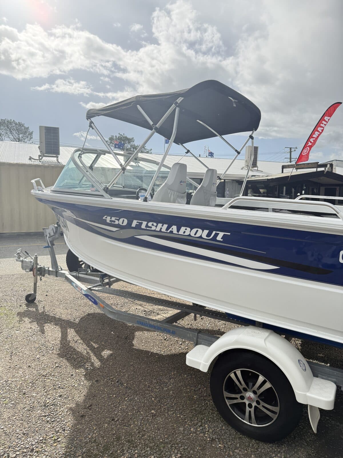 450 Quintrex Fishabout - 2014