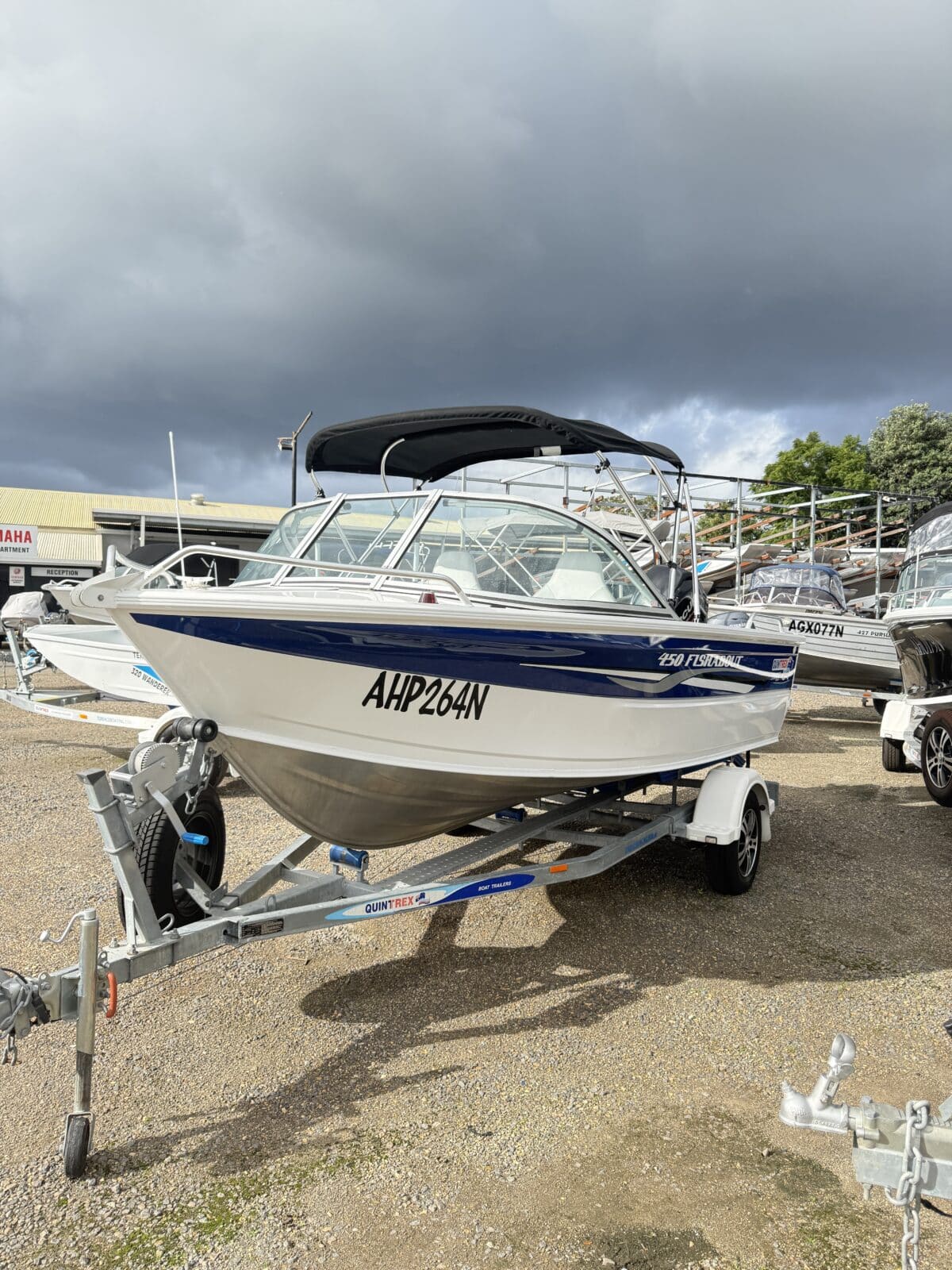 450 Quintrex Fishabout - 2014