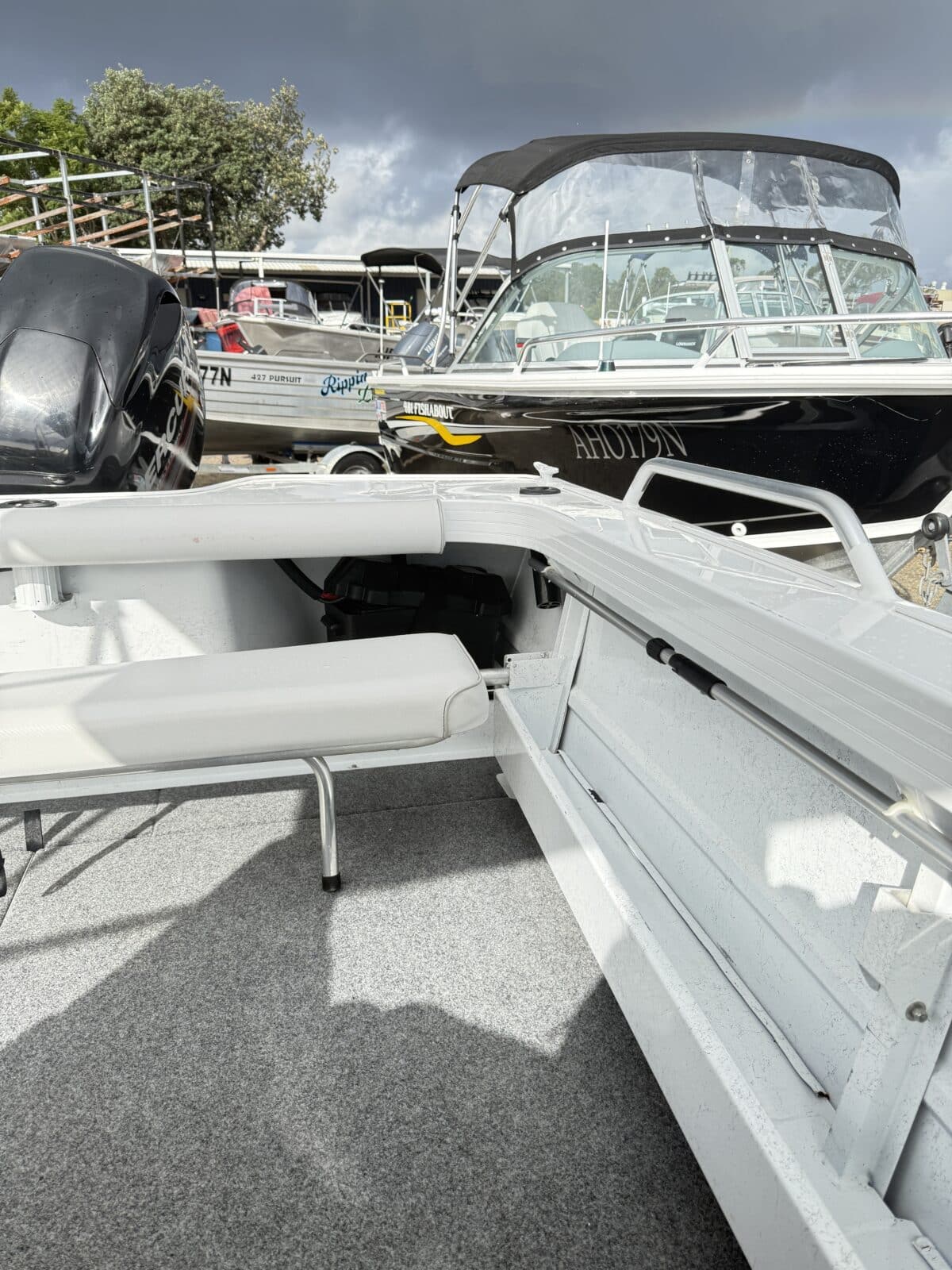 450 Quintrex Fishabout - 2014