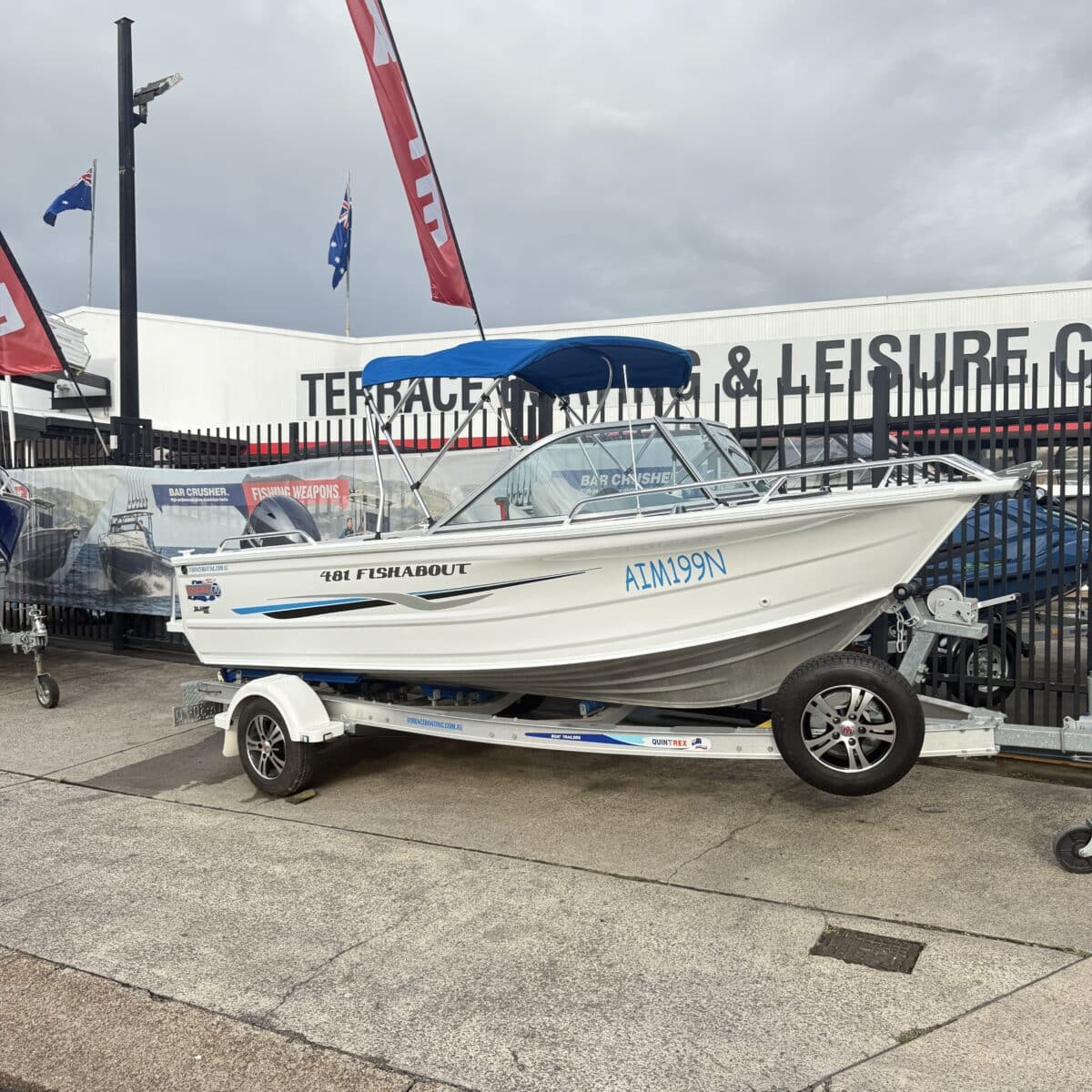 Quintrex 481 Fishabout - 2015