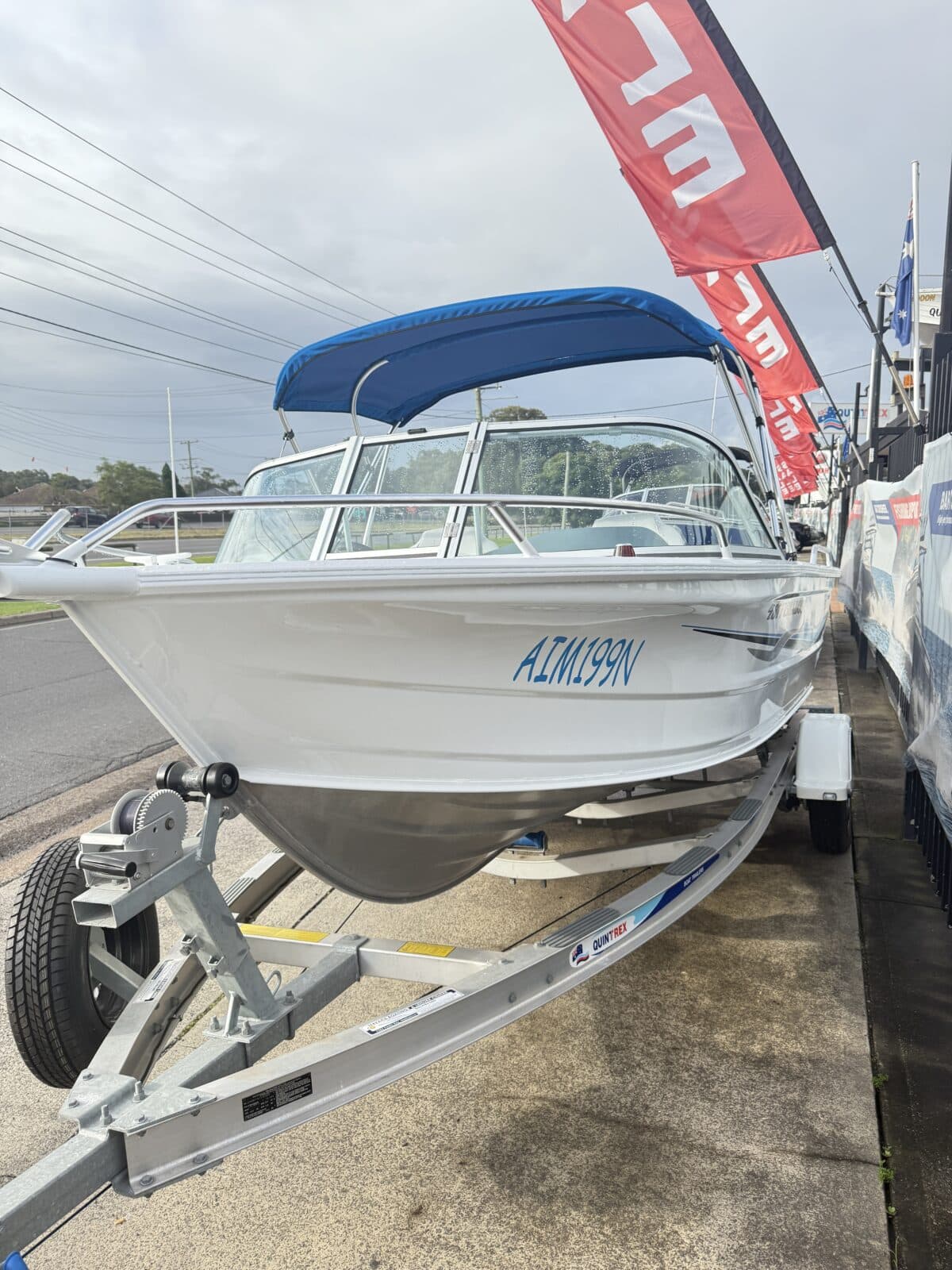 Quintrex 481 Fishabout - 2015