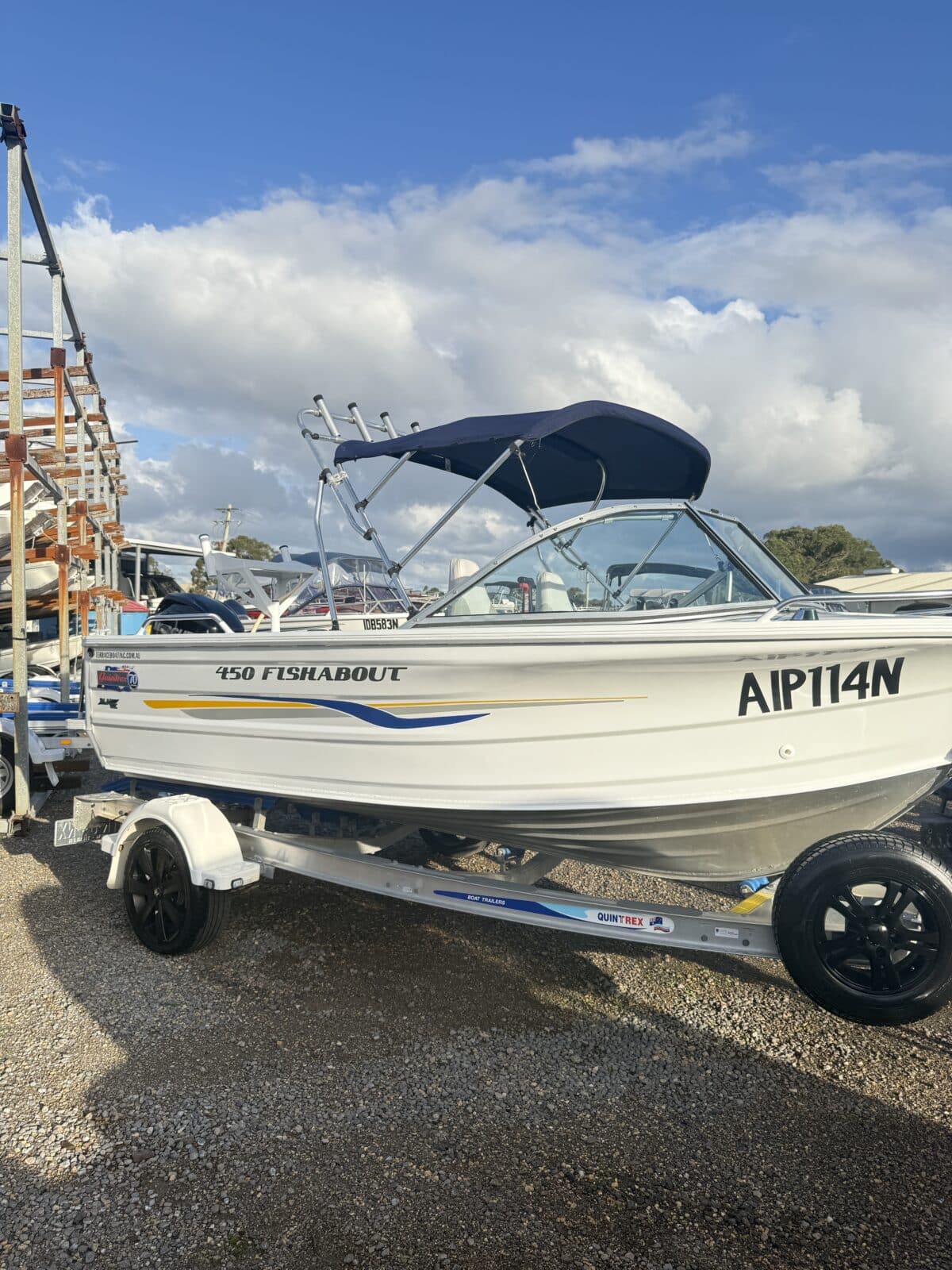 450 Quintrex Fishabout - 2016