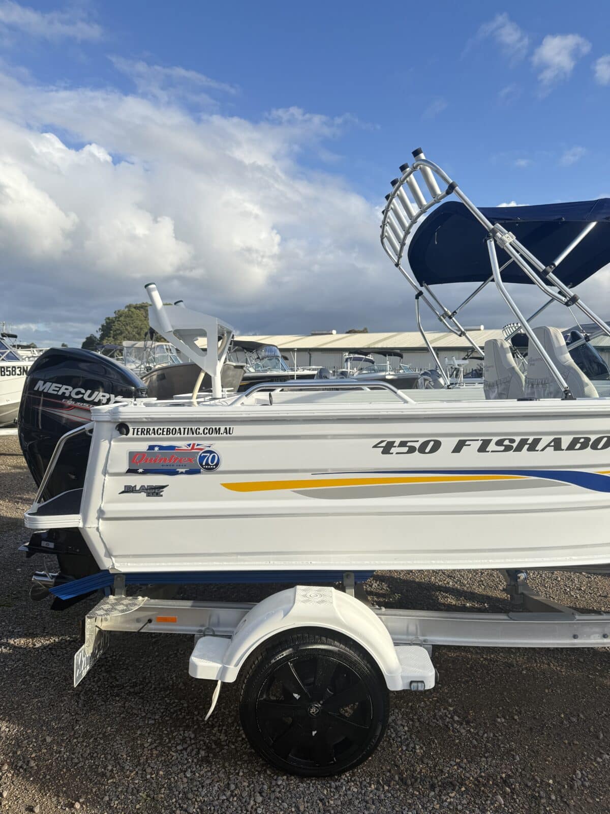 450 Quintrex Fishabout - 2016