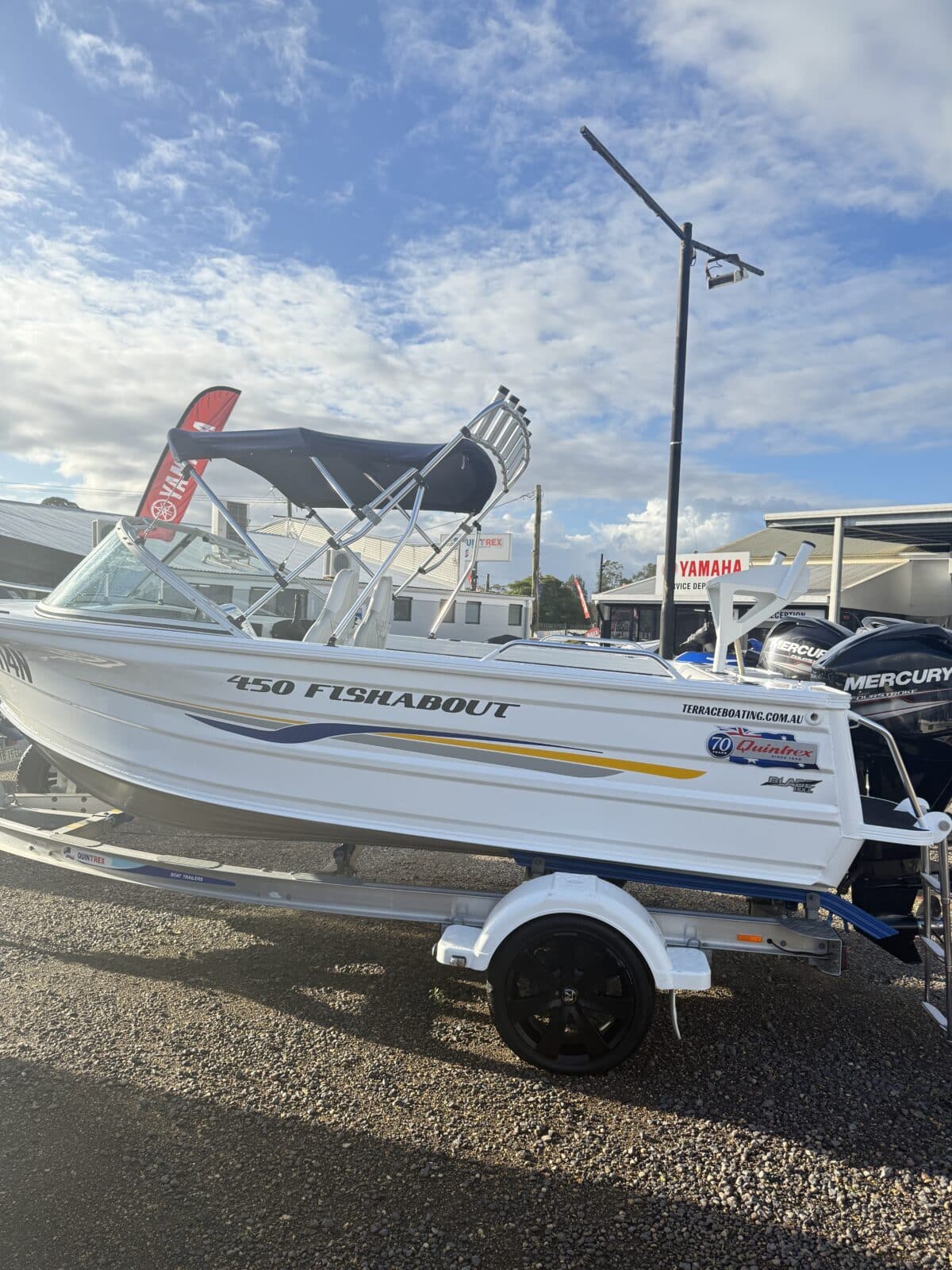 450 Quintrex Fishabout - 2016