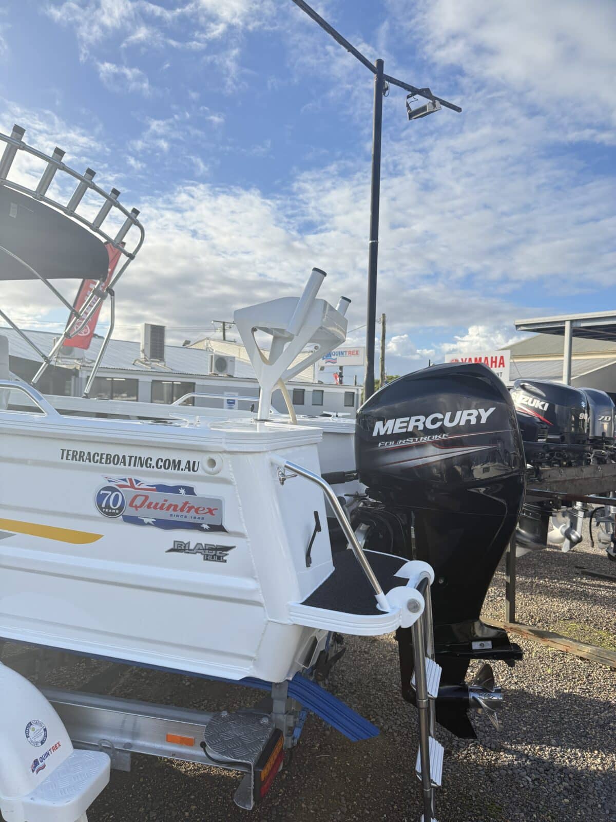 450 Quintrex Fishabout - 2016