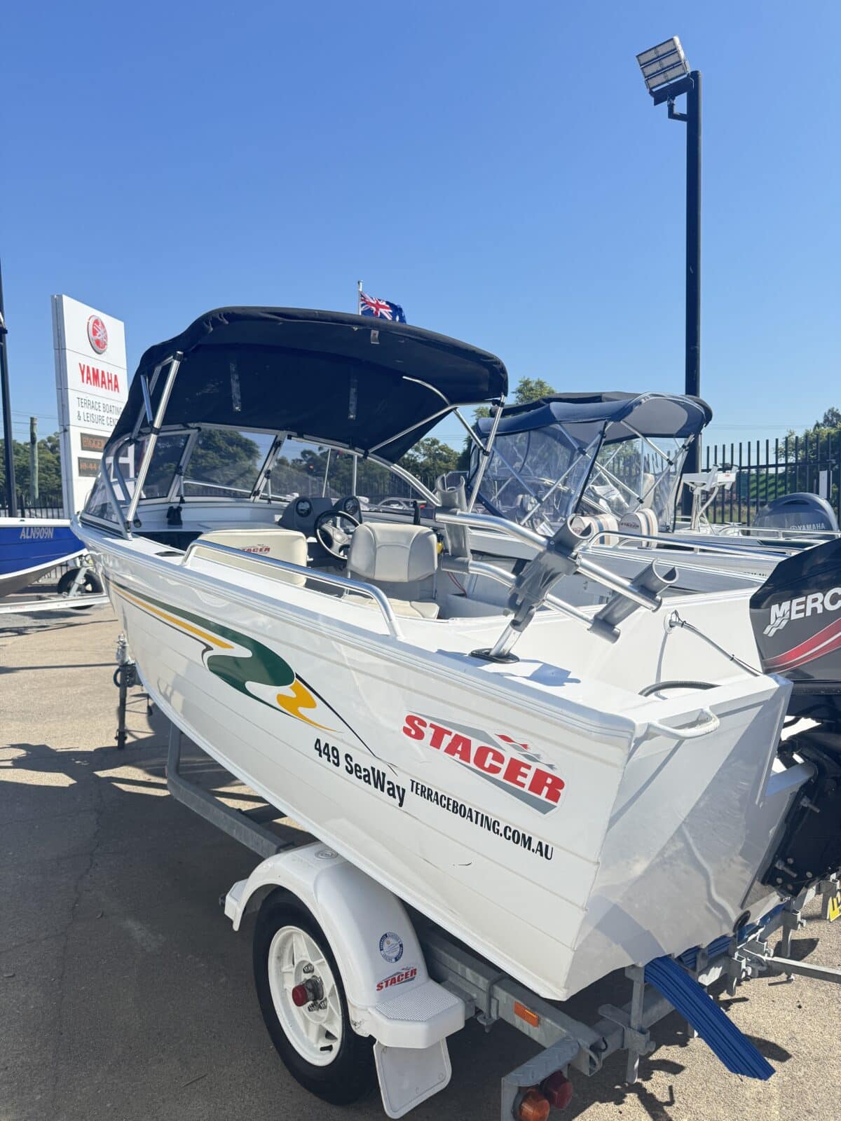 449 Stacer Seaway - 2011