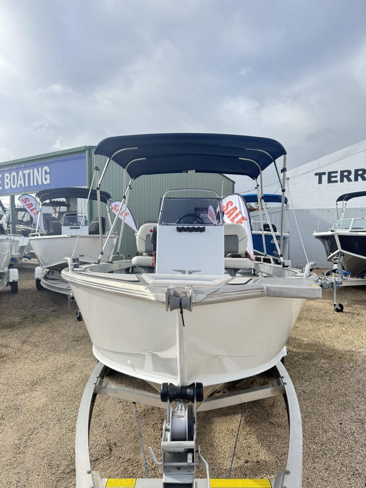 Quintrex 490 Renegade CC - 2024