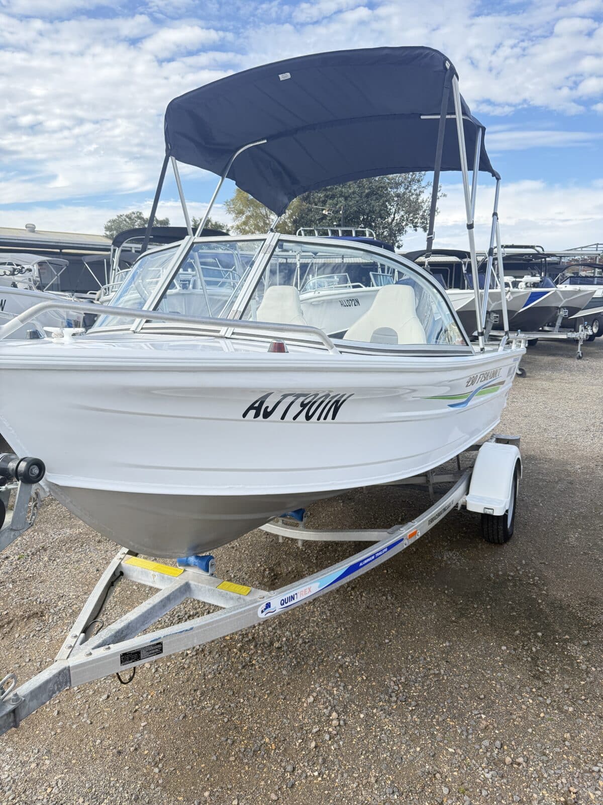 Quintrex 430 Fishabout - 2018