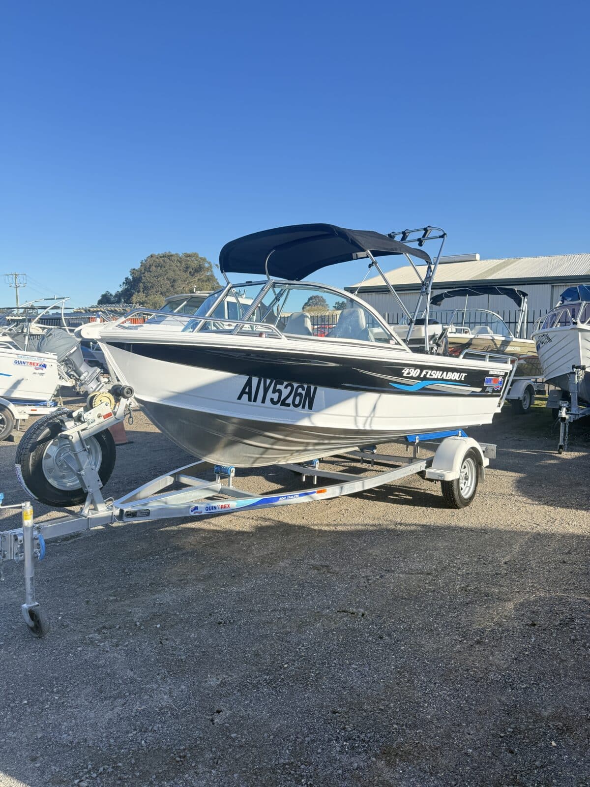 Quintrex 430 Fishabout - 2016
