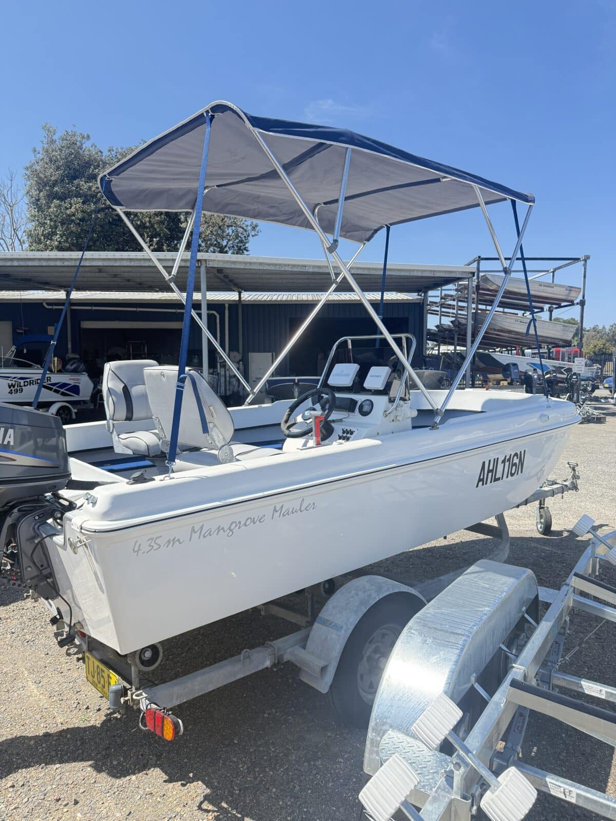 435 Mangrove Marine Side Console - 2006