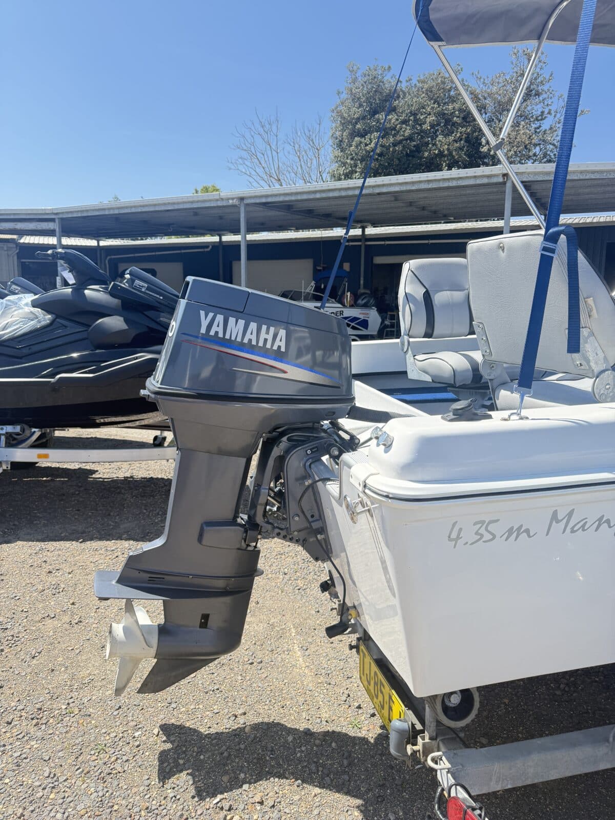 435 Mangrove Marine Side Console - 2006