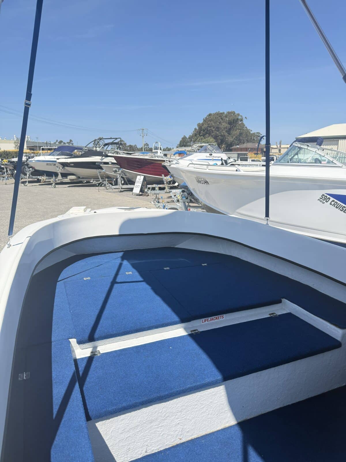 435 Mangrove Marine Side Console - 2006