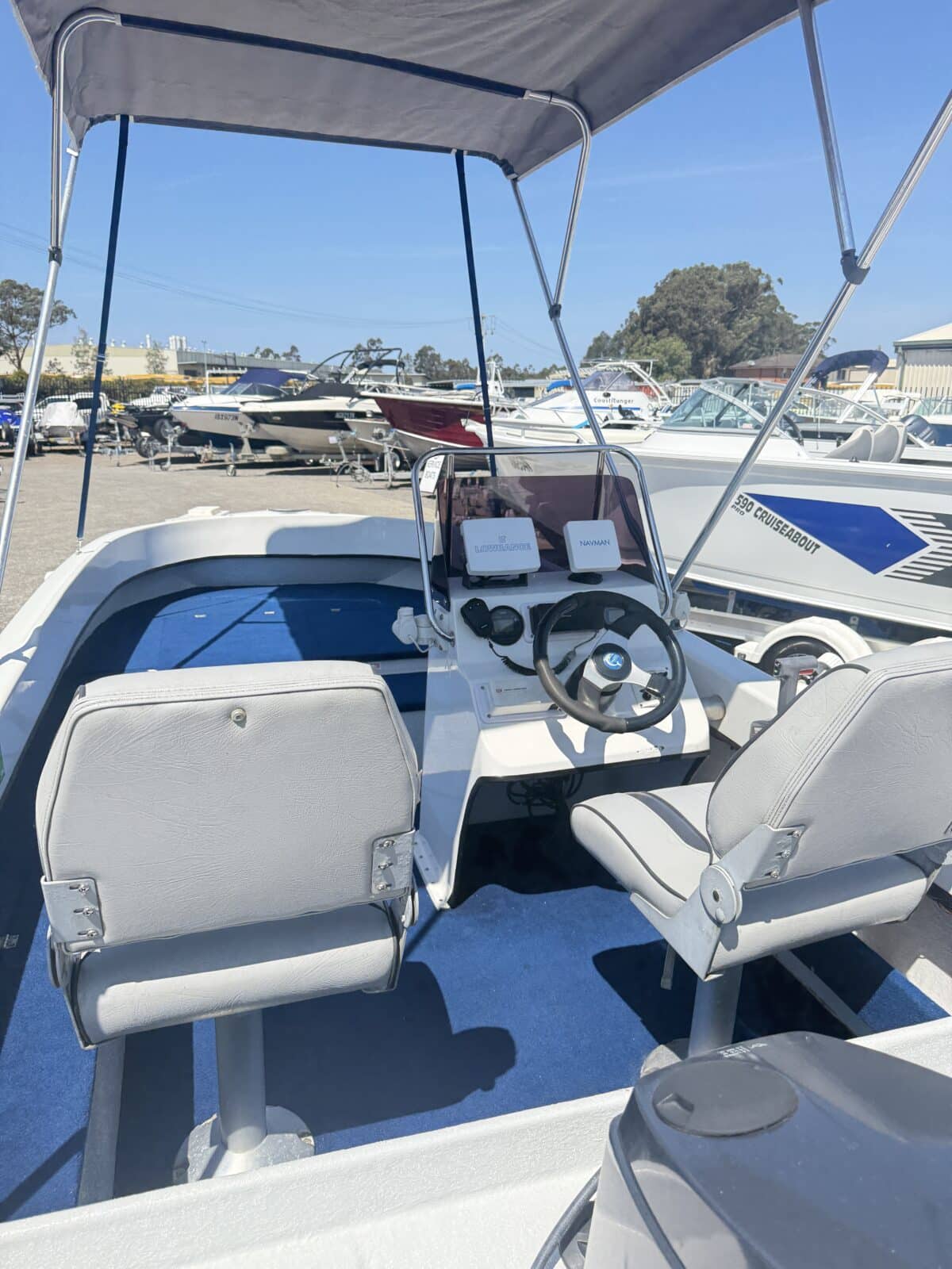 435 Mangrove Marine Side Console - 2006