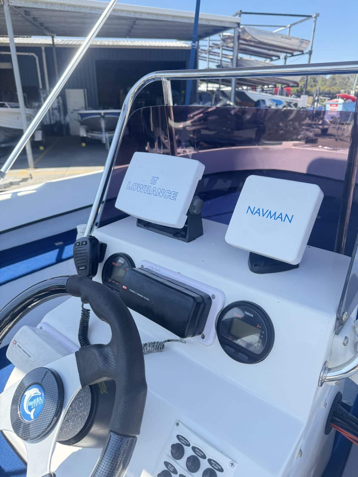 435 Mangrove Marine Side Console - 2006