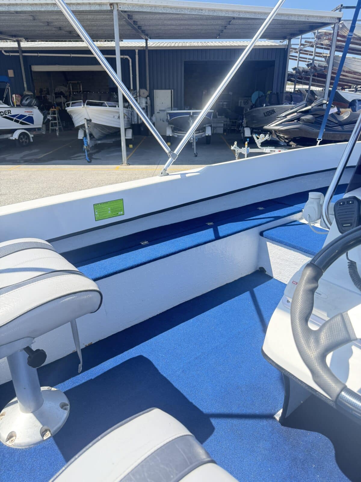 435 Mangrove Marine Side Console - 2006