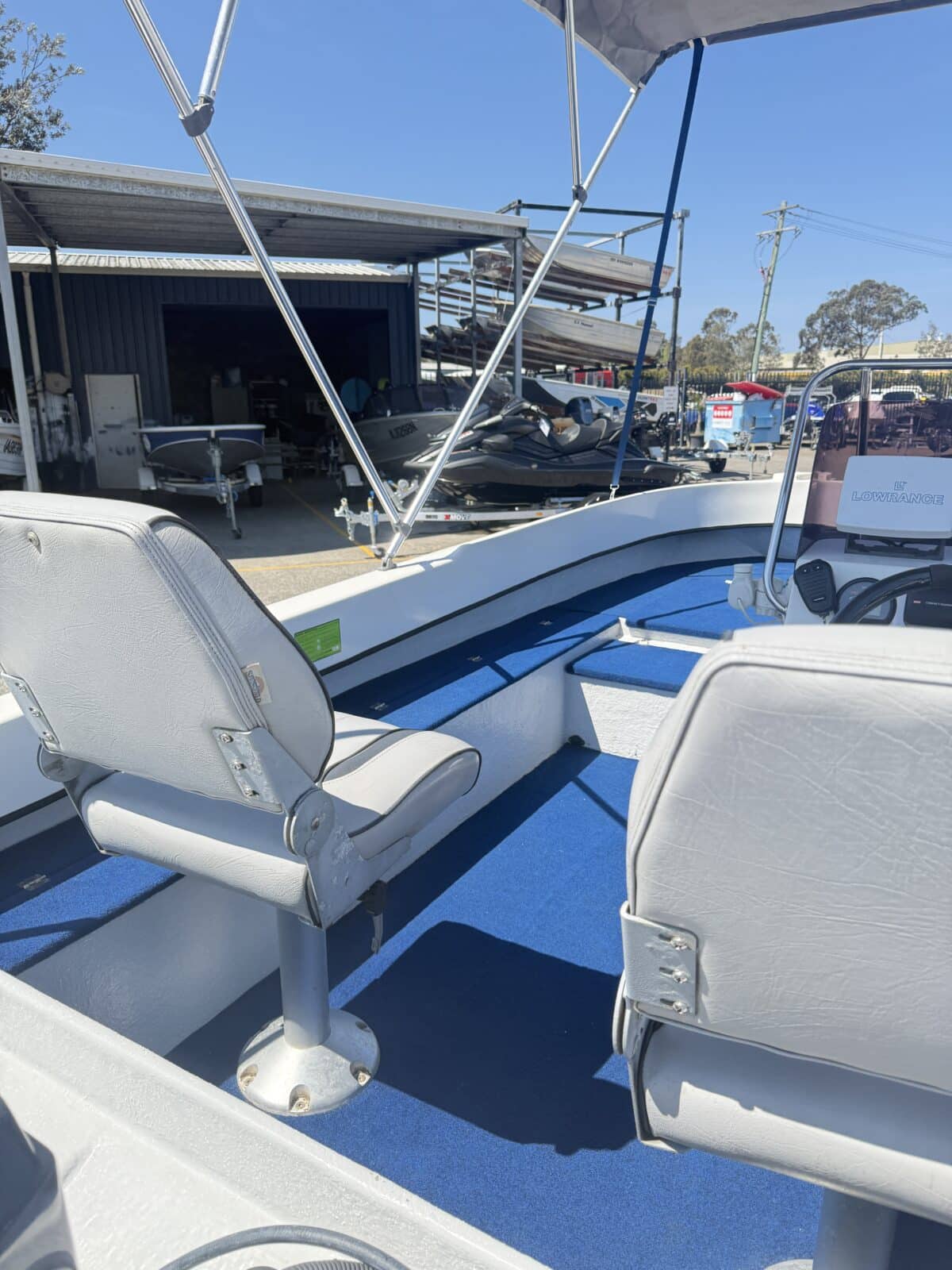 435 Mangrove Marine Side Console - 2006