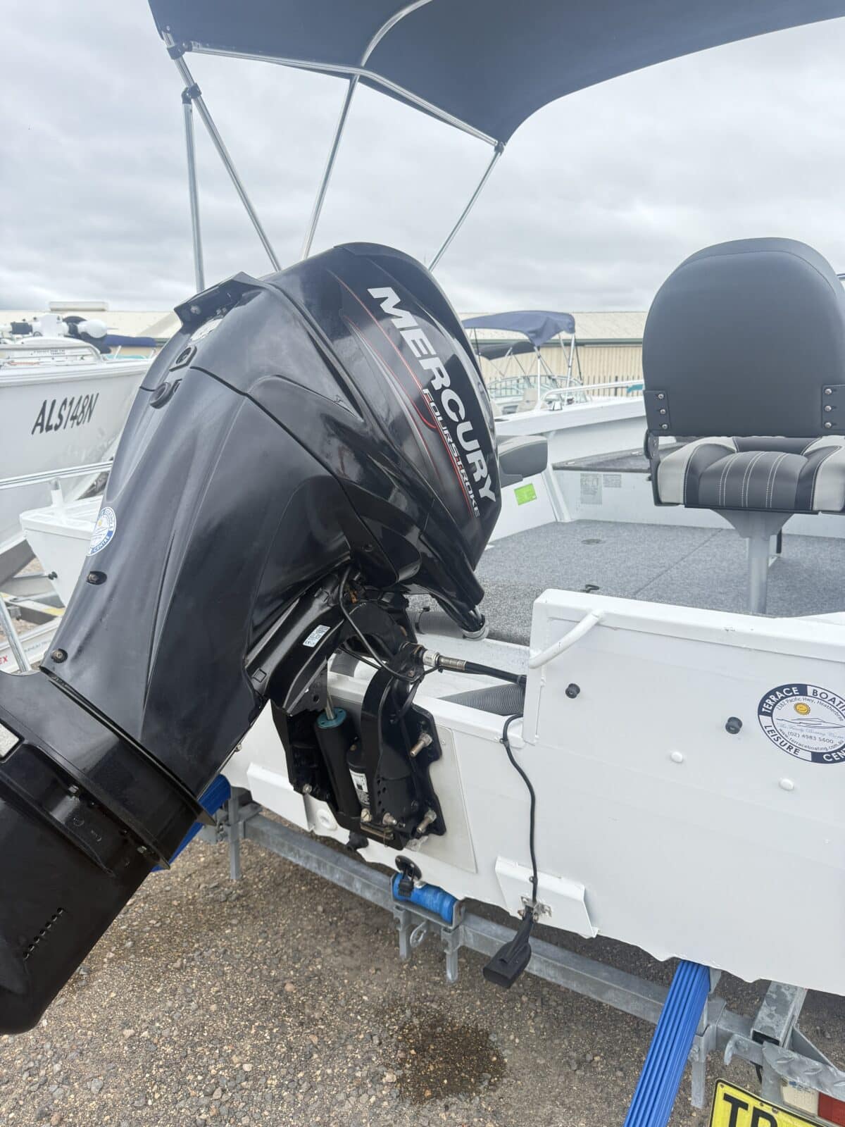 Quintrex 420 Renegade SC - 2016